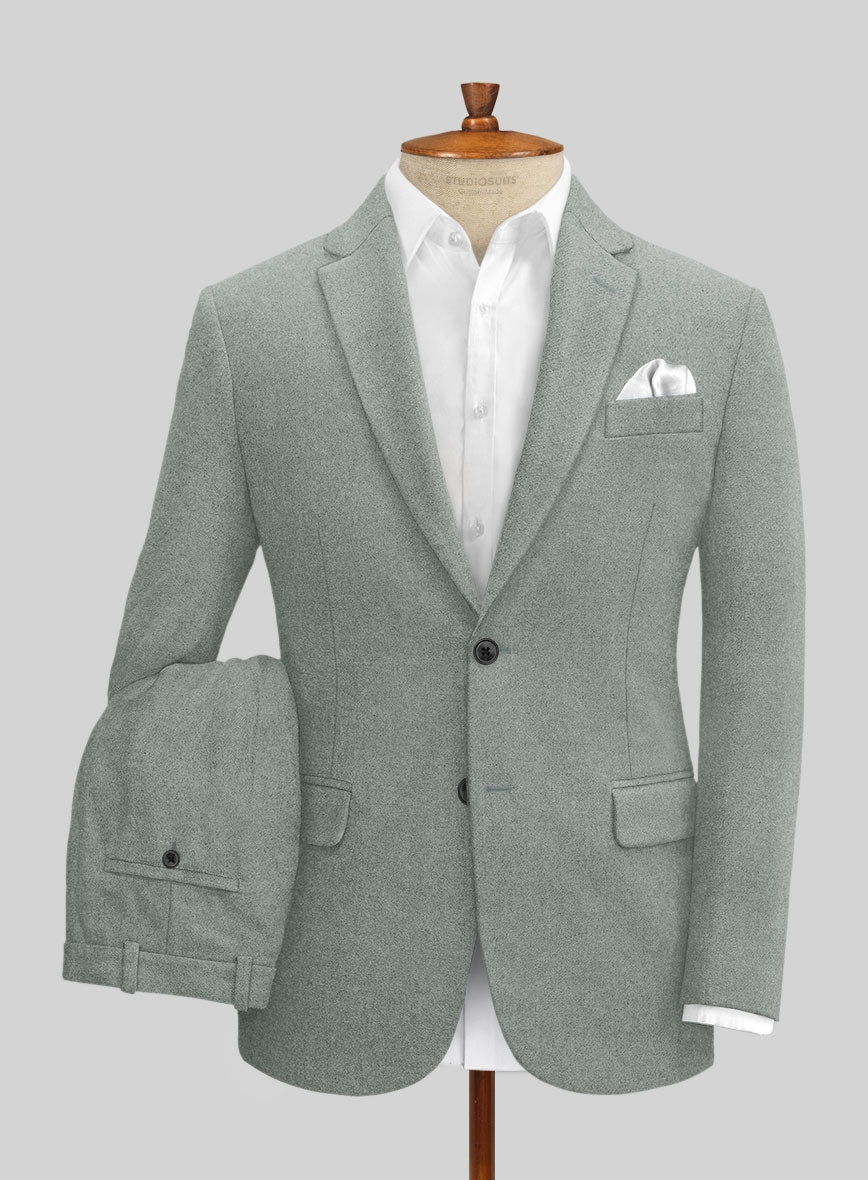 How to Wear a Tweed Blazer - the gray details