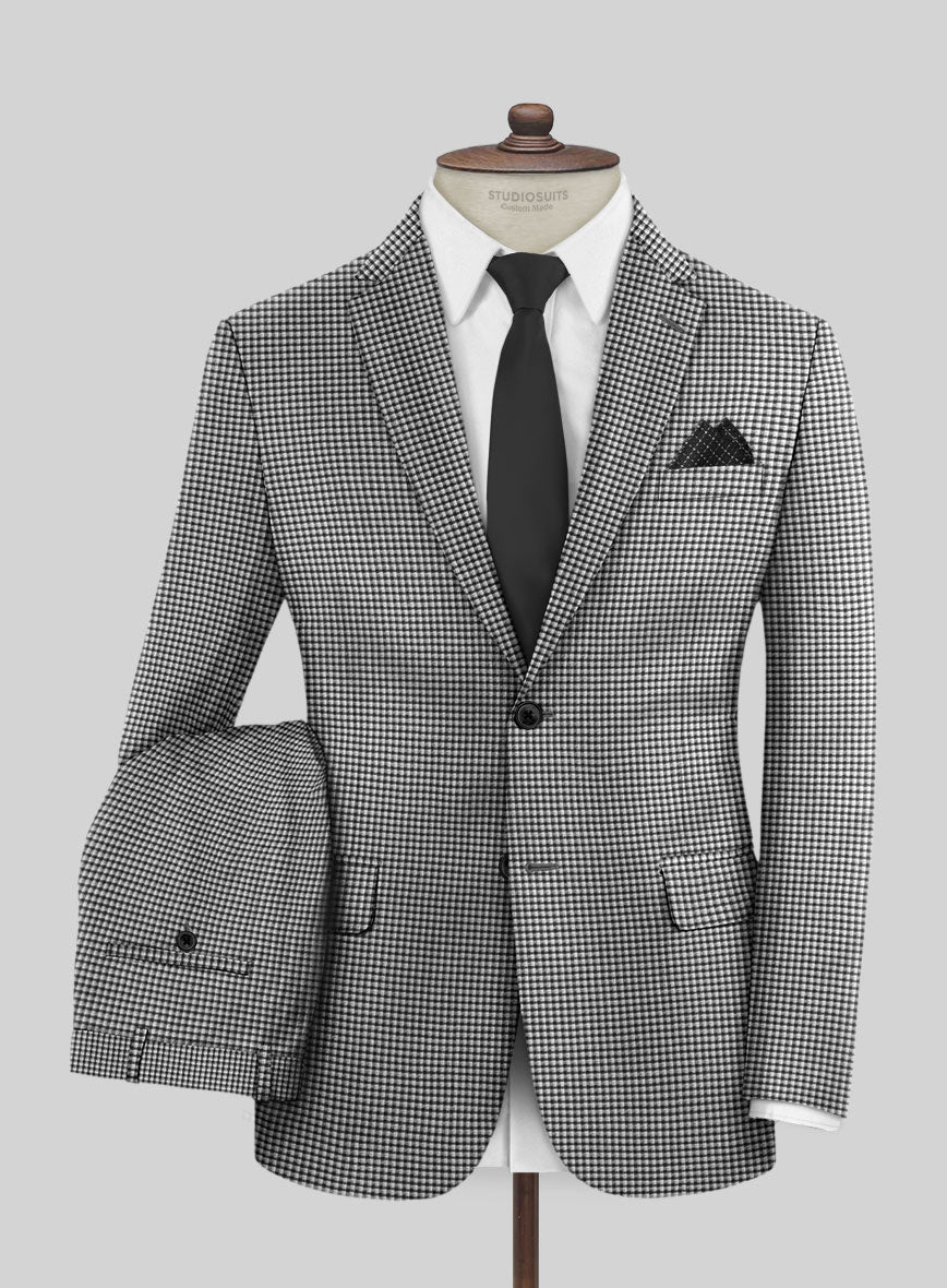 Reda Beltra Black Checks Wool Suit – StudioSuits