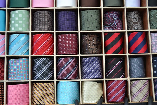 7 Common Types of Suit Ties