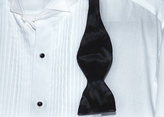 10 Fashion Mistakes to Avoid When Wearing a Tuxedo