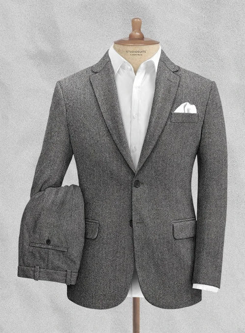 What Is a Herringbone Suit?